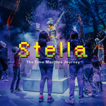 Children and co-pilots during Stella - The Time Machine Journey